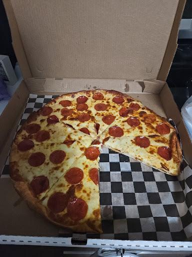 Castaways Pizza & Grill